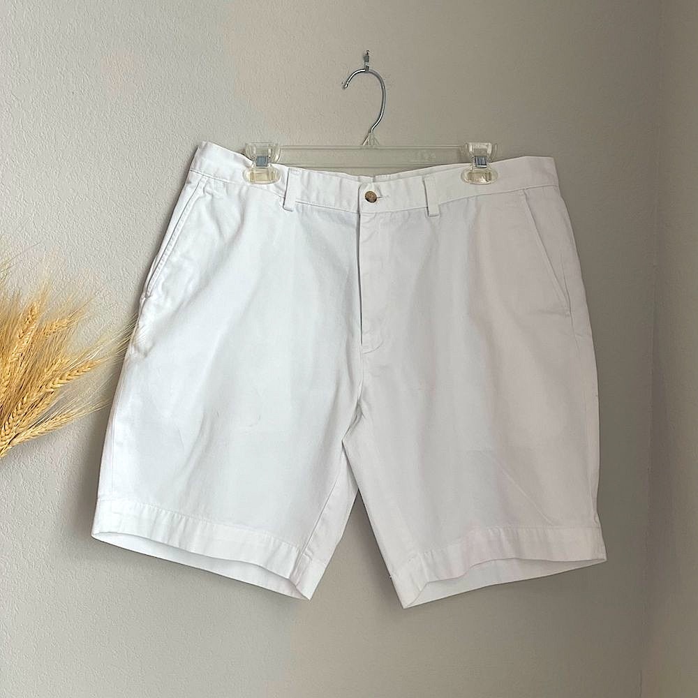 Polo by Ralph Lauren Men's White Classic Fit Shorts - Size 35